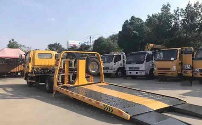 北票汽车中途维修案例